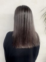 ヴィフ 大船(VIF)&nbsp;バレイヤージュ/ケアブリーチ/ダブルカラー白髪ぼかし脱白髪染め