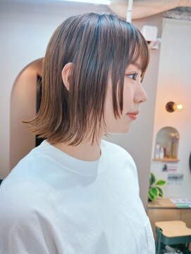 シビバイレボ(CIBI by revo) 地毛風カラー/ナチュラルレイヤーカット/ショートボブ[船橋]