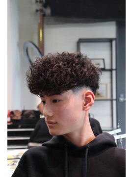 スキル(SKILL) 【SKILL】メンズカット/パーマ/ブリーチ/眉毛/フェザーショート