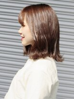 ブルームシエル(bloom ciel)&nbsp;ツヤ感×外ハネミディの大人かわいいスタイル