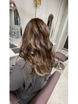 ピンク バイ アンジェリカ 瓢箪山店(PINQ by ANGELICA) #PINQ#ハイライト#レイヤーカット