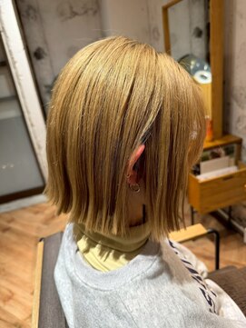 ヘアーショップ エヌアンドエー 越谷店(hair shop N&A) 視線奪う◎ハイトーン×切りっぱなしボブ