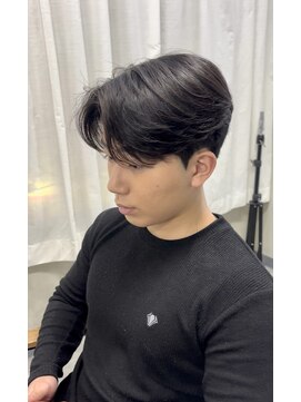 エクシア 天満店(EXCIA) 韓国風ショートセンターパート