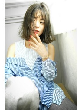 ヘアーアンドメイク ファット(Hair&Make PHAT) 切りっぱボブミルクティーベージュカラー20代30代