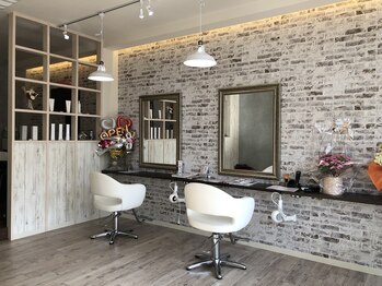 Hair studio Lily【ヘアスタジオ リリィ】