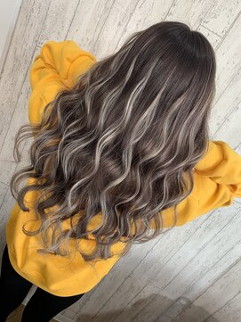 ラピス 大宮(Lapis) 『エクステハイライト』