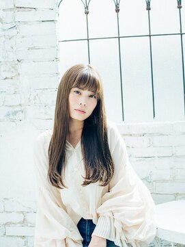 クリア 上田店(CLEAR) ナチュラルアッシュグレーの大人可愛いロングstyle