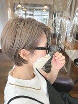 シークヘアー(Chic hair)&nbsp;ハイトーングレージュ