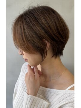 シーン(seen.) 見極めカット☆小顔ショート【唐箕】
