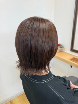 モーラ 鳳店(MOLLA) 外ハネボブ くびれカット くすみグレージュ ニュアンスカラー 冬