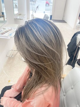 シーバイラヴィズム けやき通り2号店(Sea by LUVISM) バレイヤージュ