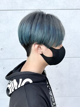 イブヘアー(eve hair) ☆マッシュ/グラデーションカラー/グレー/ブルー/青髪