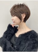 バング顔周りレイヤーショートカット
