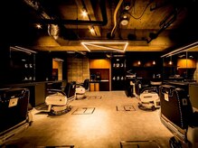 フランクスバーバー アンド ビアークラブ(FRANK'S BARBER and BEER CLUB)