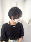 ブルーグレー白髪ぼかしハイライトショート【suiw】昭和町