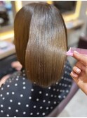 《髪質改善ストレートで艶々ボブ》す