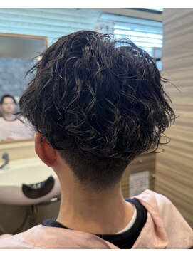 銀座マツナガ 神田店 20代30代夏ツイスパ◎センターパート×スパイラルパーマ