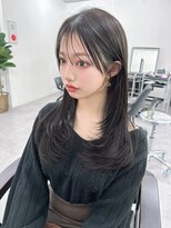 キティー(kiti)&nbsp;グレージュ×レイヤーカット