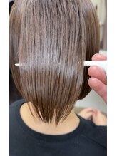 カラー剤のこだわり【ダメージを防ぐ保湿力】