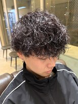 ノイセルヘアー(Noisyle Men's hair) リバースセンターパート/ニュアンスパーマ/ダウンバング/MEN'S