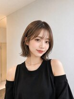 フォト 新宿三丁目(foto) 髪質改善地毛風縮毛矯正くびれレイヤー切りっぱなしボブ