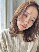 ロアヘアーコーディネート 京都駅前店(LoRE hair coordinate)&nbsp;ミルクティーのミディアムレイヤー｜艶仕上げ
