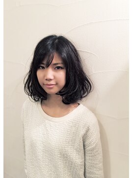 ドルーチェ(Doluce) 黒髪ふわっとパーマ