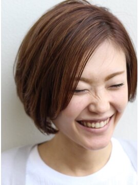 パリスラヴィサント ナチュラルショートボブ