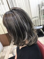 ヘアーサロン イルア 北越谷(hair salon I'LUNA)&nbsp;ブラックゴールドバレイヤージュ