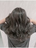 店長今里☆人気のホワイトハイライト☆