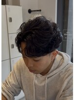 メンズギフト(men's GIFT)&nbsp;大分フェザーパーマメンズマッシュセンターパート刈り上げ