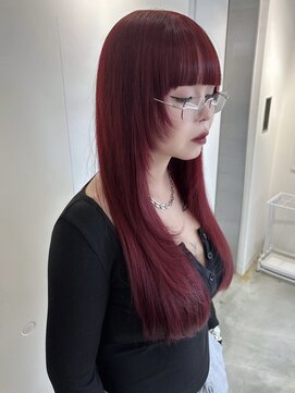 ユーフォリア 新宿通り(Euphoria) レッドカラー/韓国カラー/レイヤーカット/ロングレイヤー