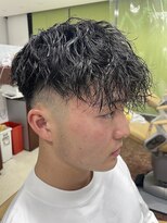 ヘアサロンナンバーワンクラブ上和田本店&nbsp;ツイスパ×スキンフェード