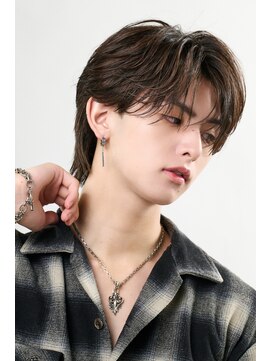 アイトーキョー 池袋(AI TOKYO) フェザーセンターパートウルフ