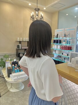 シャンプーボーイ セントラル 博多(SHAMPOO BOY central) 切りっぱなしボブ