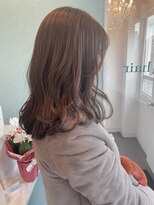 トゥットヘアー(Tutto hair) ミディアムレイヤーボブ