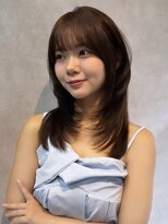 ミレバイジェニー (mirae by geny)&nbsp;セミロングのたっぷりレイヤー×後れ毛カット r