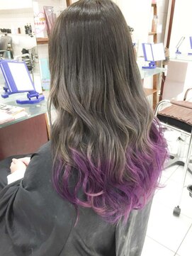 デイズ(days) グレージュグラデーション毛先ブルーバイオレットインナーカラー