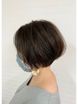 ピッコリーノバイプロデュース 小田急相模原店(Piccolino by Produce) 大人美人ショート［小田急相模原/インナーカラー/髪質改善］