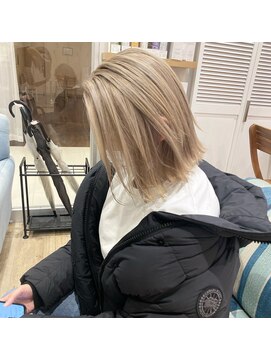 ルーフ 町田店(LUFE) ホワイトミルクティーベージュ 担当三宅