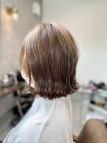 カルム(CALM)&nbsp;切りっぱなしボブ×ミルクティーベージュ