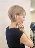 ハイトーンショートでおしゃれ上級者