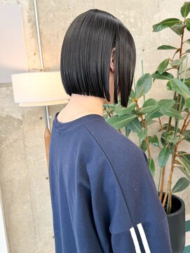 ノエ(noe) ぷつっとボブ×地毛風カラー