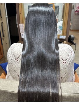 ヘアアンドビューティー クローバー(Hair&Beauty Clover) 髪質改善トリートメント/アッシュブラック