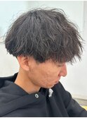 波巻きパーマメンズパーマメンズヘアツーブロックツイストパーマ