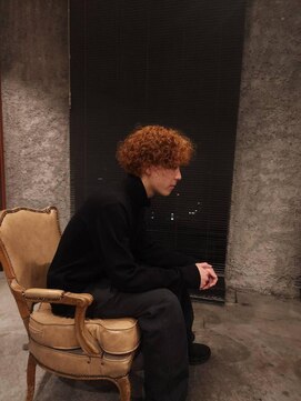 ブロック ジャポン(bloc japon) 明るめベージュアフロスタイル/池田裕和