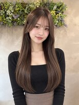 ウト(Uto)&nbsp;レイヤーカット/アッシュベージュ/韓国風/髪質改善/烏丸四条