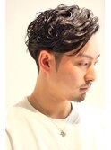 スペインカール/スパイキーショート/フェザーパーマ/フェード〇