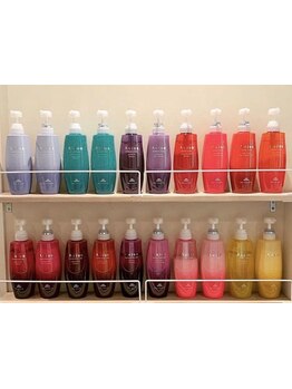 【Aujua取扱い】豊富な種類のトリートメントの中から髪の状態に合ったものを見極め、しっかりとケアが可能!