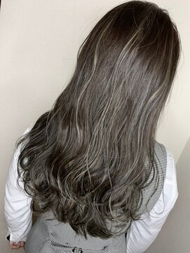 フロート 小阪店(float) アッシュグレー_マロンベージュ Aラインボブ かきあげ